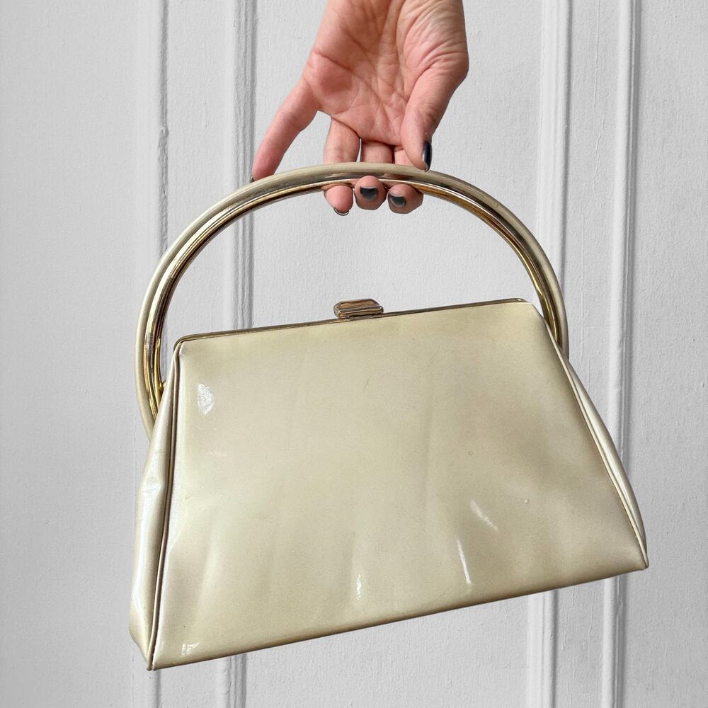 50s Structured Box Bag Cream Vinyl Gorgeous Hardware Handle Mid-Century Mad Men